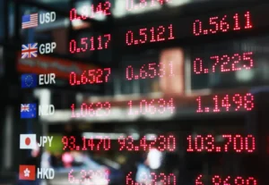 How Forward Contracts Can Supercharge Your Expat Mortgage